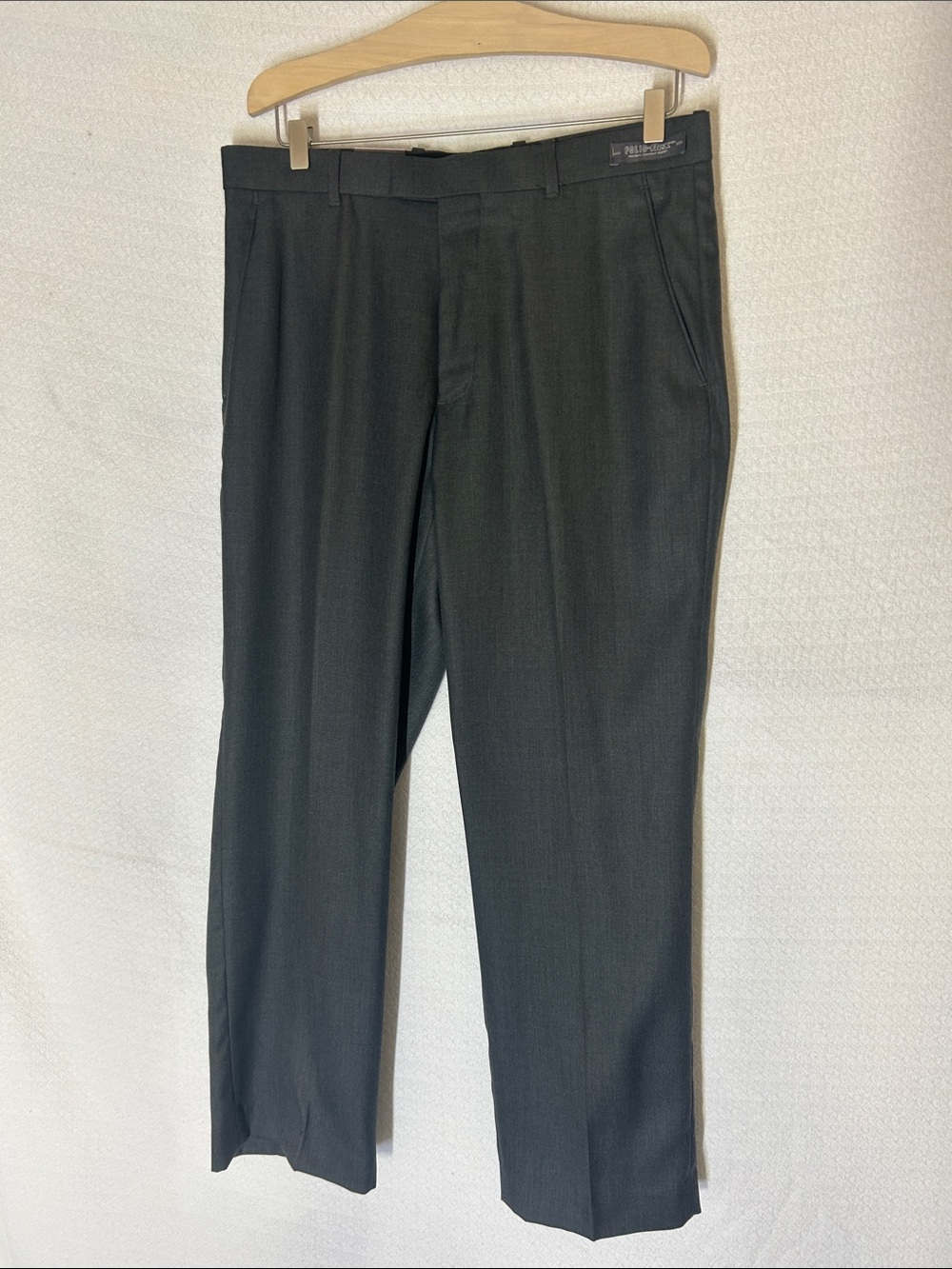 Perry Ellis Men's Charcoal Dress Pants - Classic Flat-Front